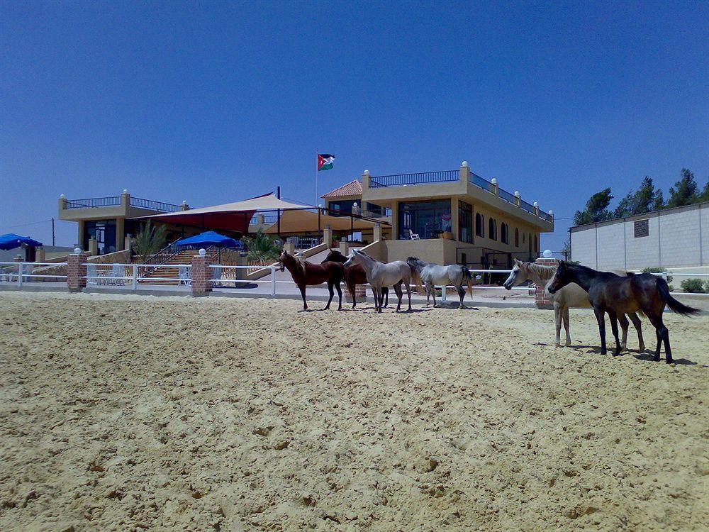 Saint John Hotel Madaba Exterior foto